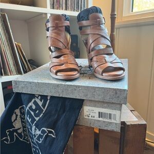 Freebird by Steven Claw Size 8